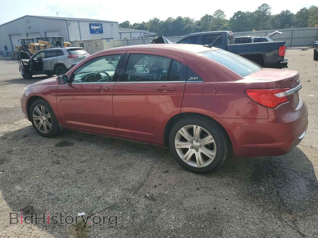 2013 CHRYSLER 200 - VIN: 1C3CCBBB3DN549722 - Фото 2