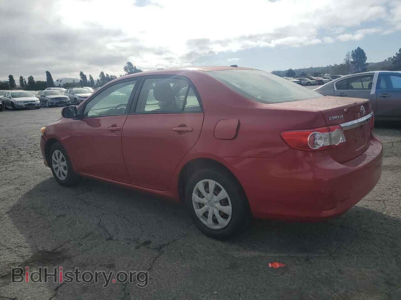 2011 TOYOTA COROLLA - VIN: JTDBU4EE2BJ098776 - Фото 2