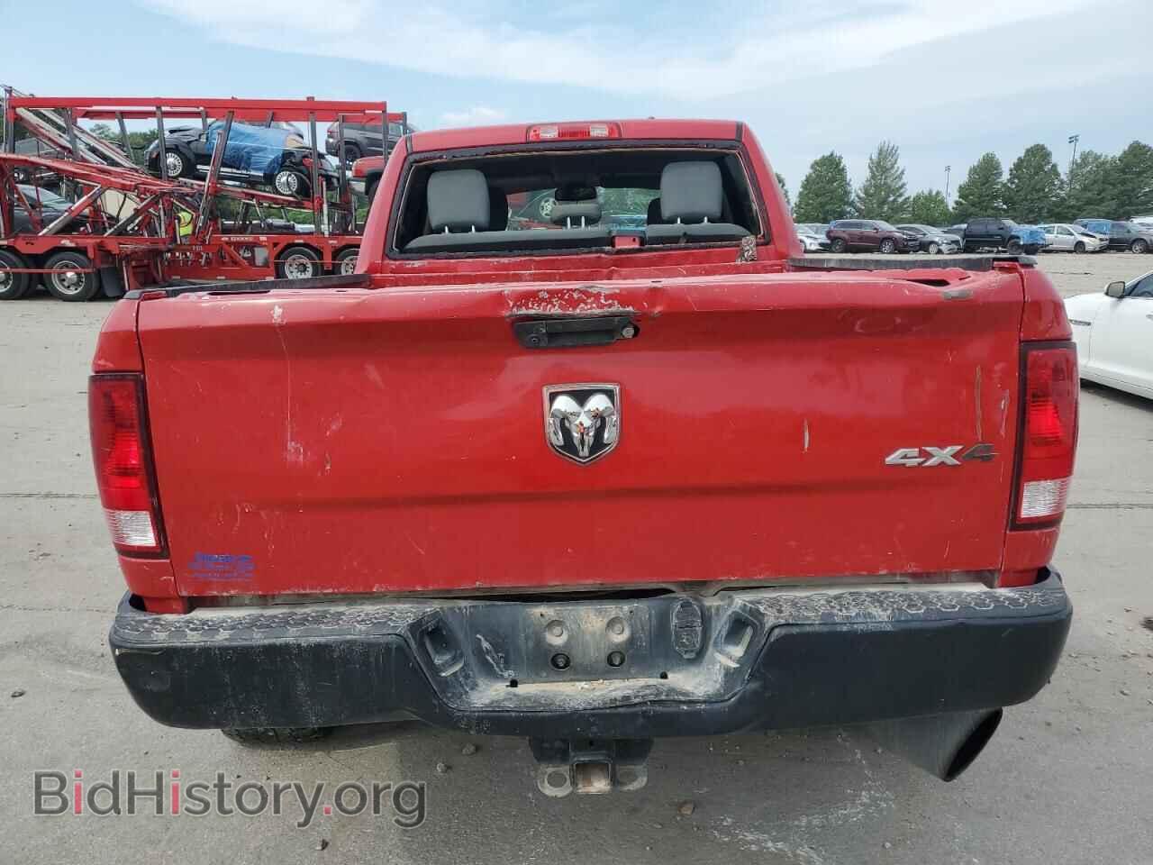 2018 RAM All Models - VIN: 3C6UR5CL5JG379429 - Photo 6