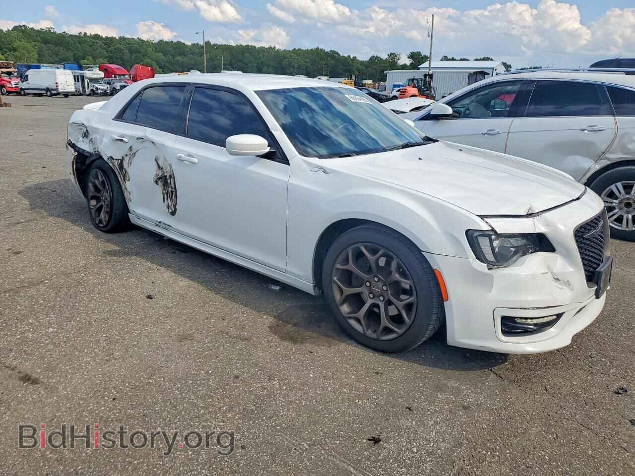 2017 CHRYSLER 300 - VIN: 2C3CCABT1HH646659 - Фото 4