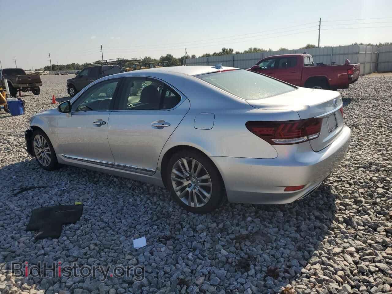 2013 LEXUS LS460 - VIN: JTHBL5EF6D5117261 - Photo 2