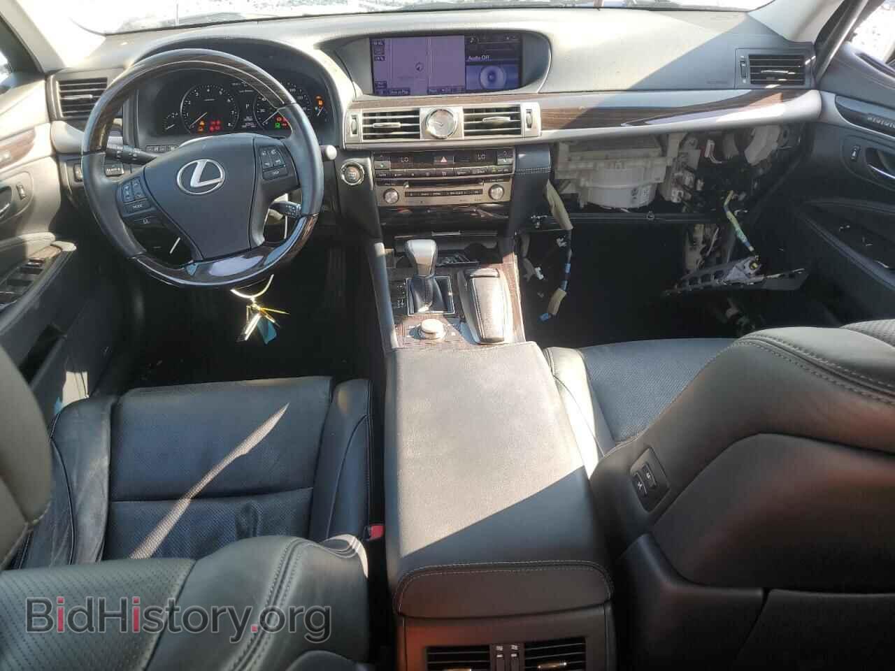 2013 LEXUS LS460 - VIN: JTHBL5EF6D5117261 - Photo 8