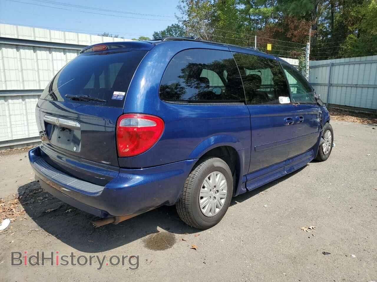 2006 CHRYSLER MINIVAN - VIN: 2A8GP44R96R889690 - Фото 3