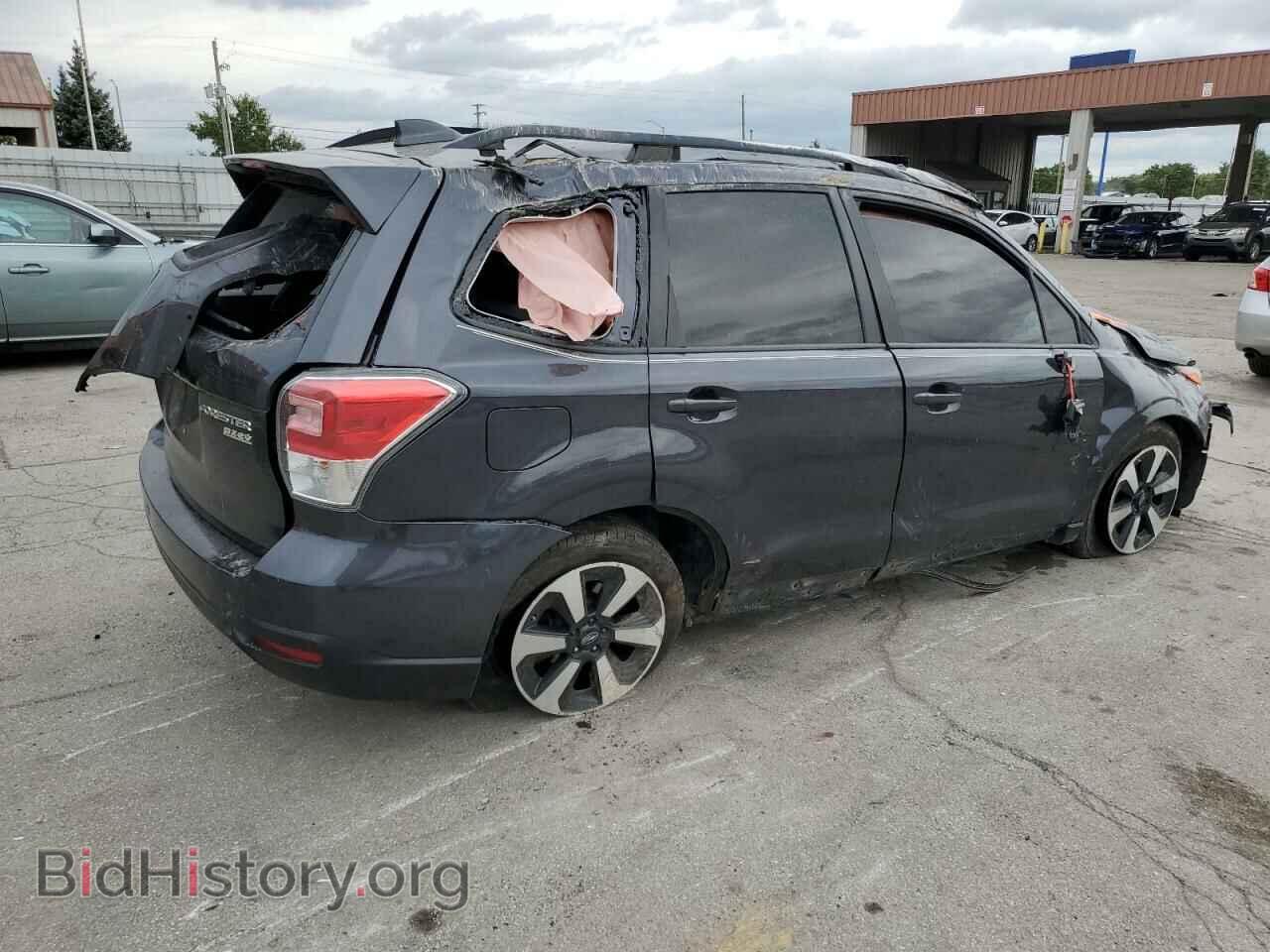 2017 SUBARU FORESTER - VIN: JF2SJAEC6HH561994 - Фото 3