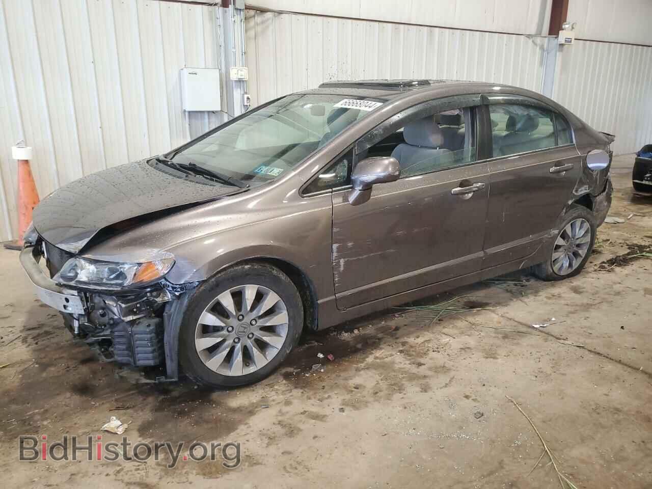 Photo 19XFA1F88BE013812 - HONDA CIVIC 2011