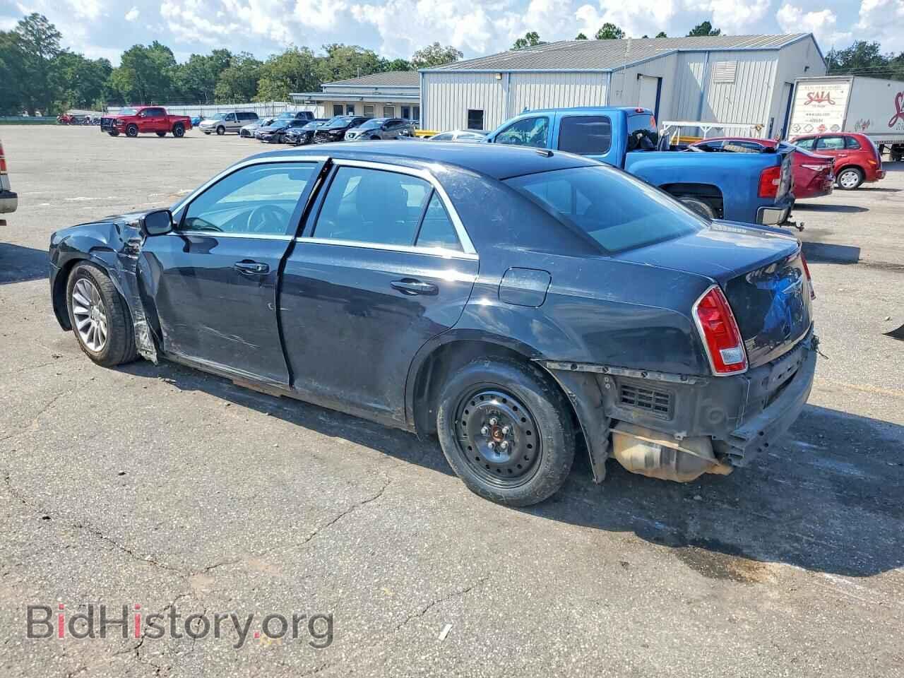 2012 CHRYSLER 300 - VIN: 2C3CCAAG3CH263657 - Photo 2