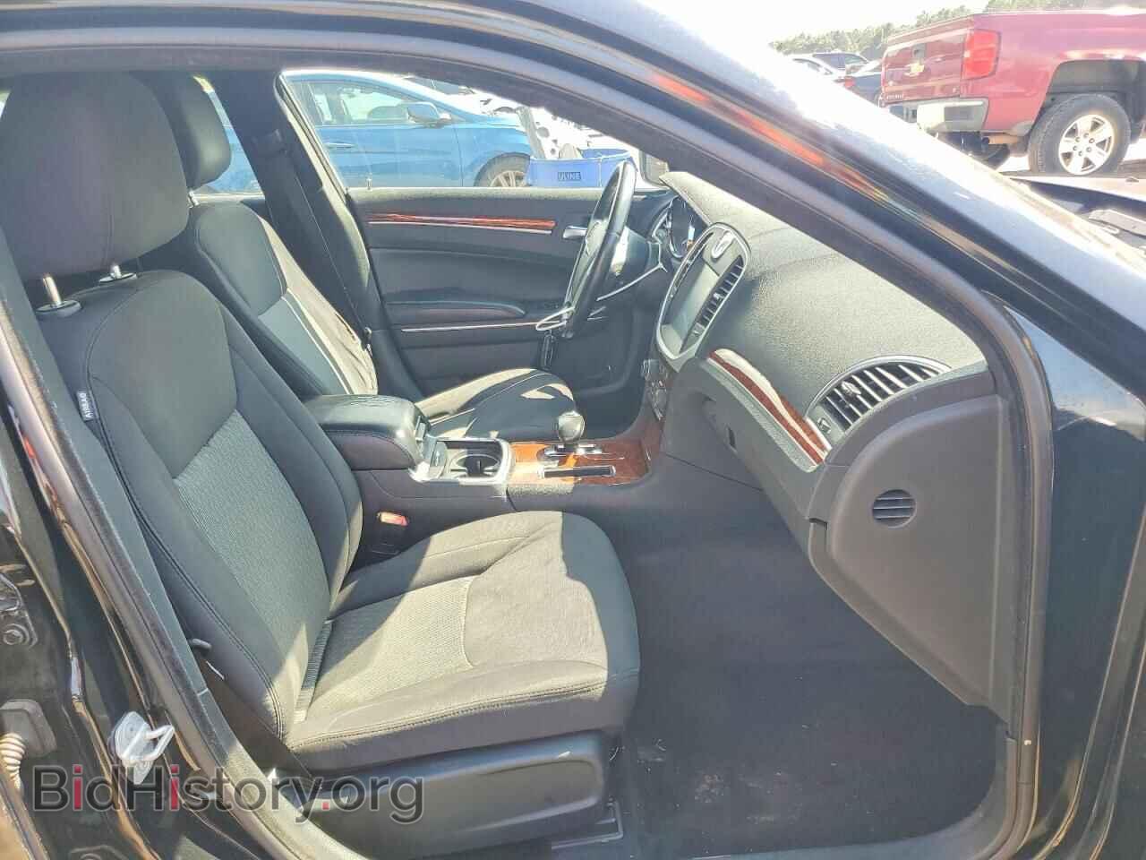 2012 CHRYSLER 300 - VIN: 2C3CCAAG3CH263657 - Photo 7