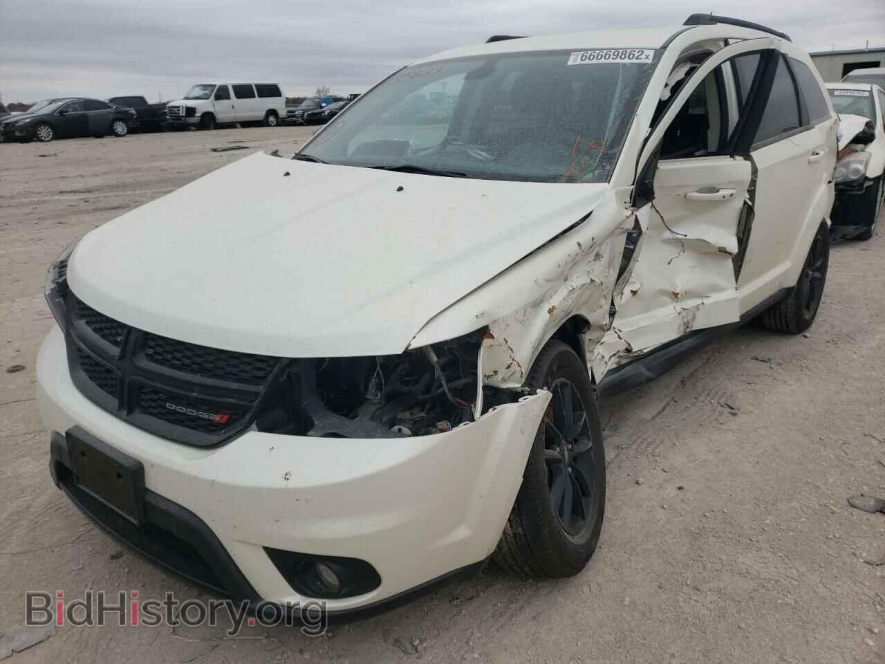 2019 DODGE JOURNEY - VIN: 3C4PDCBB0KT835637 - Фото 2