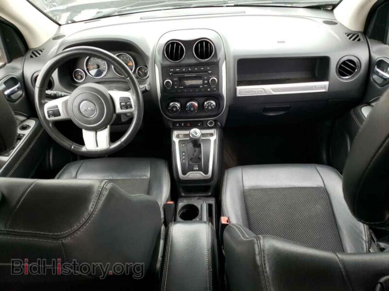 2015 Jeep COMPASS (VIN 1C4NJCEAXFD392752) — photo 8 of 12