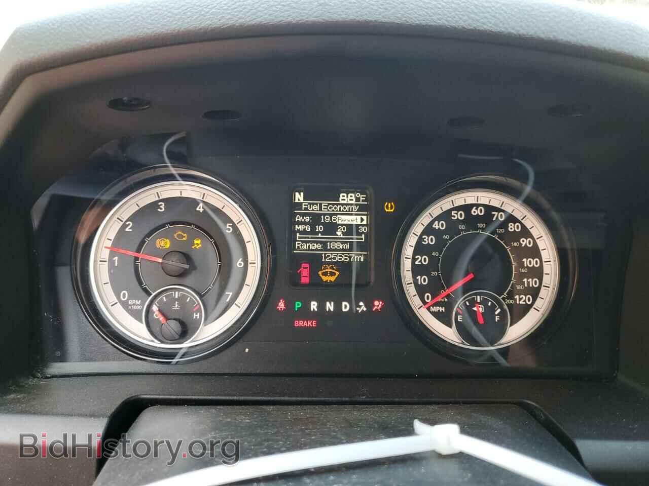 2018 RAM 1500 - VIN: 1C6RR7FG3JS167301 - Фото 9