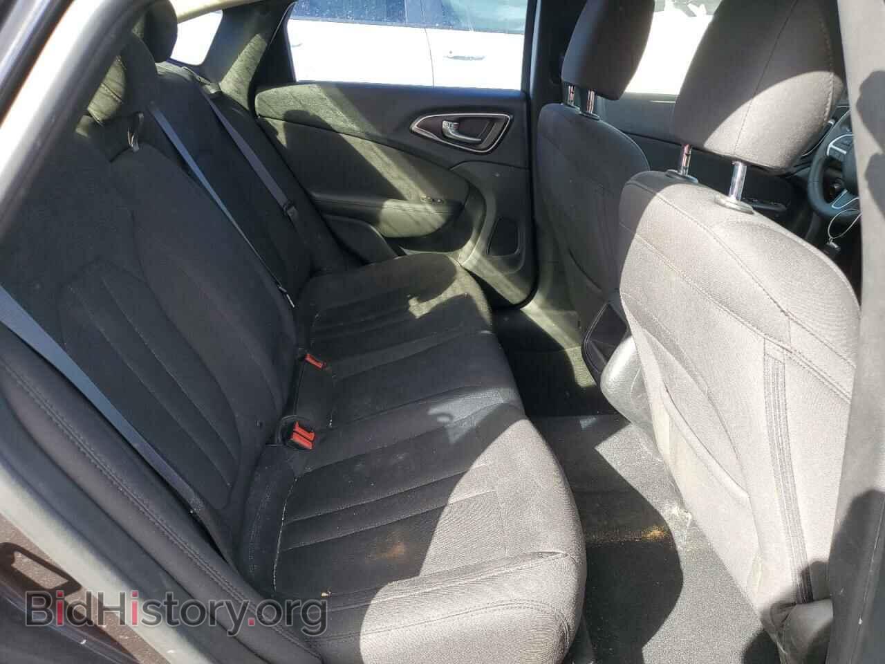 2016 CHRYSLER 200 - VIN: 1C3CCCAB7GN117100 - Photo 6