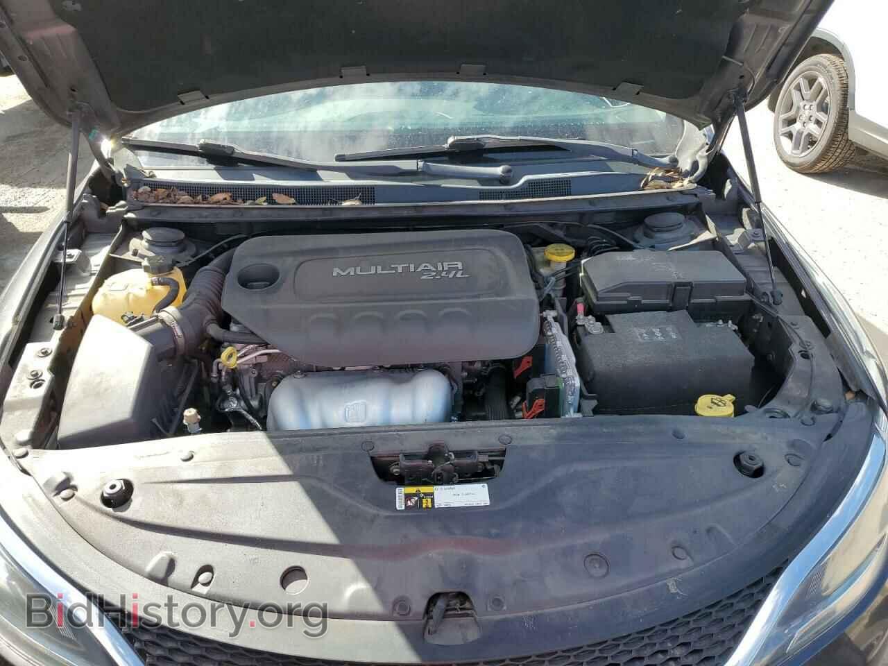 2016 CHRYSLER 200 - VIN: 1C3CCCAB7GN117100 - Photo 7