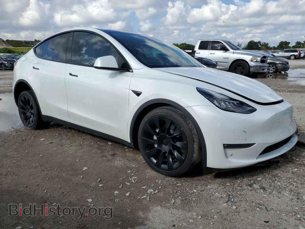 2022 TESLA MODEL Y - VIN: 7SAYGDEE9NF368439 - Фото 4