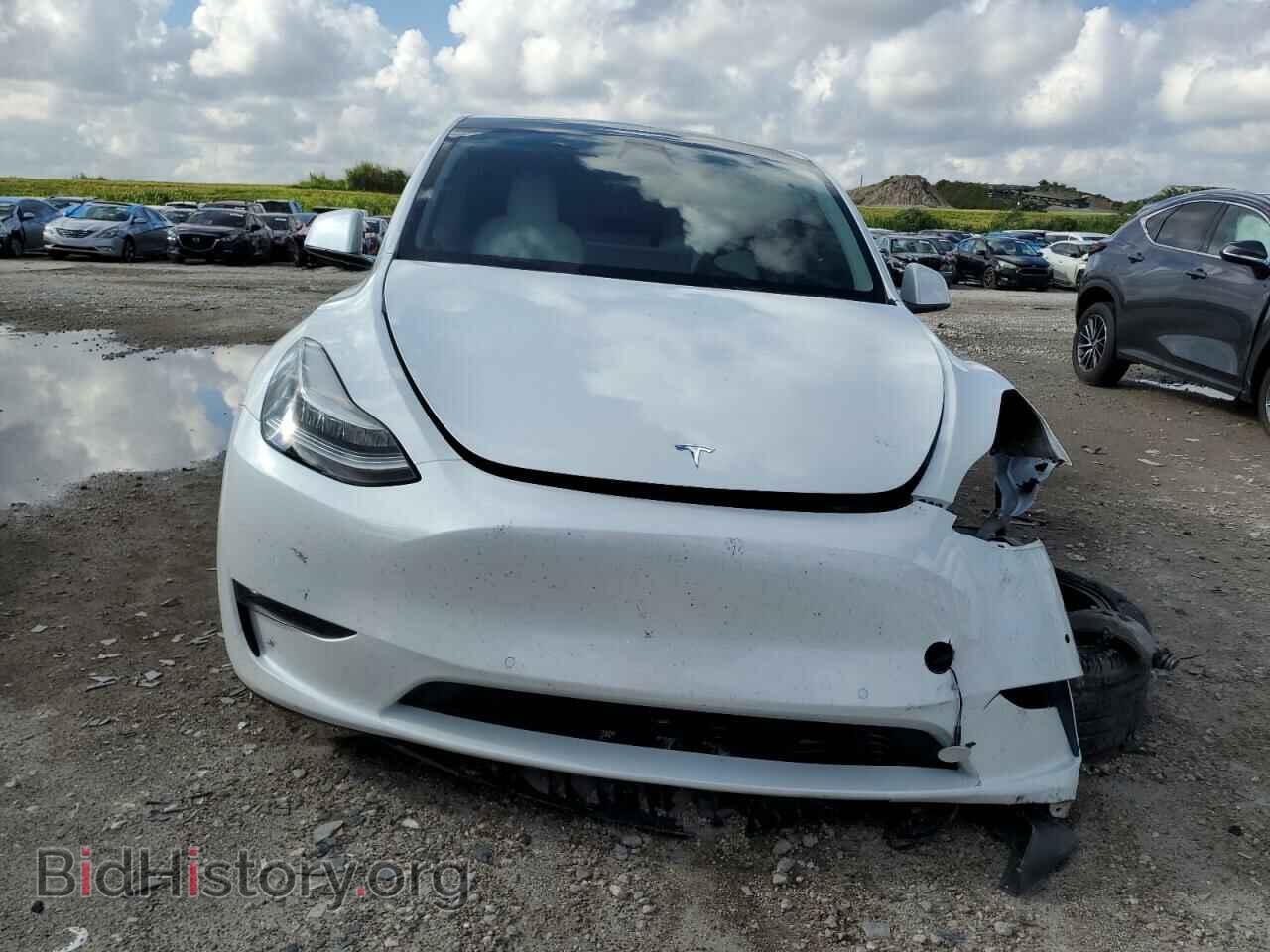 2022 TESLA MODEL Y - VIN: 7SAYGDEE9NF368439 - Фото 5
