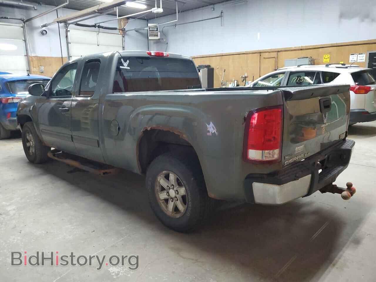2011 GMC SIERRA - VIN: 1GTR2VE34BZ135658 - Фото 2