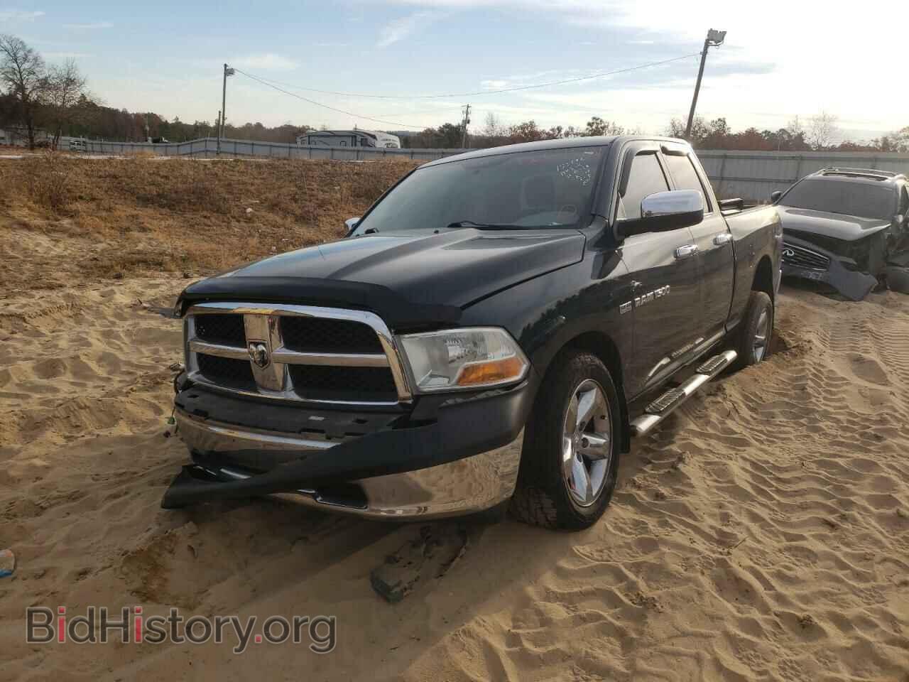 2011 DODGE RAM 1500 - VIN: 1D7RB1GT0BS636809 - Фото 2