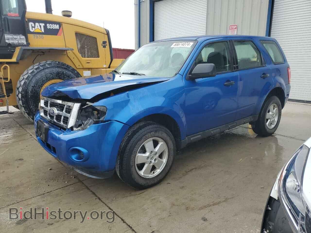 Photo 1FMCU0C76BKB10046 - FORD ESCAPE 2011