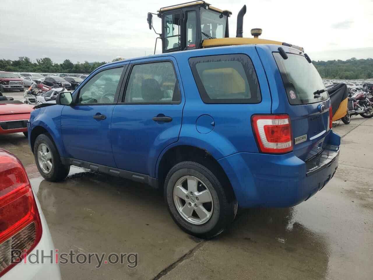 2011 FORD ESCAPE - VIN: 1FMCU0C76BKB10046 - Фото 2