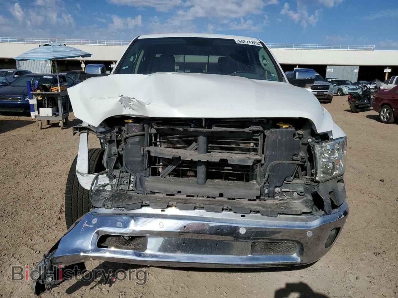 2019 RAM 1500 - VIN: 1C6RR6TT1KS678390 - Photo 5