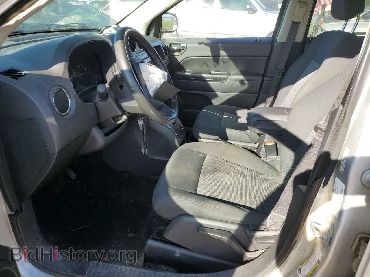 2010 JEEP COMPASS - VIN: 1J4NF4FB0AD529697 - Photo 7
