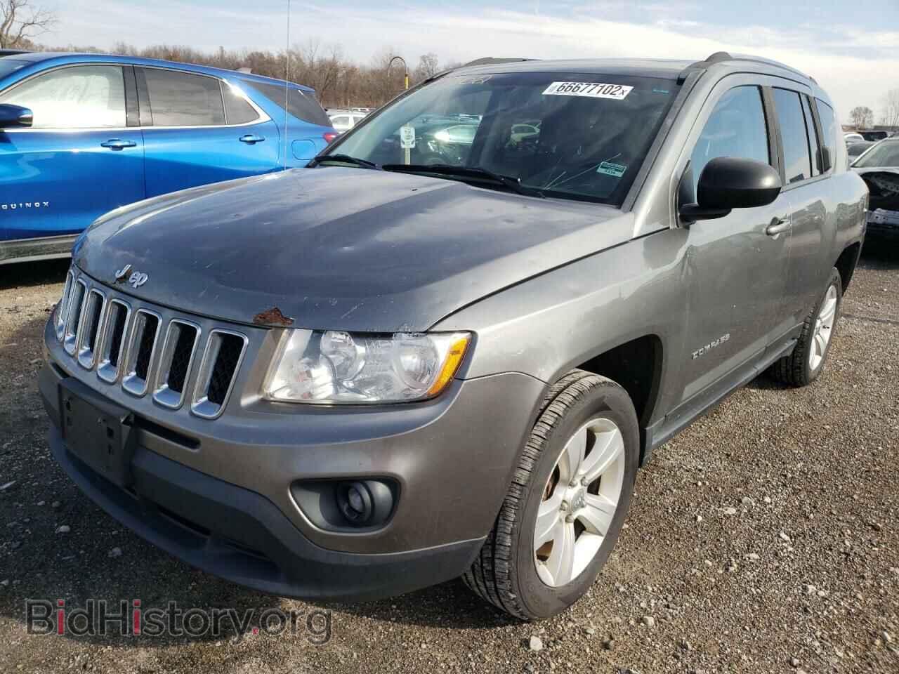 2012 JEEP COMPASS - VIN: 1C4NJDEB2CD588579 - Фото 2