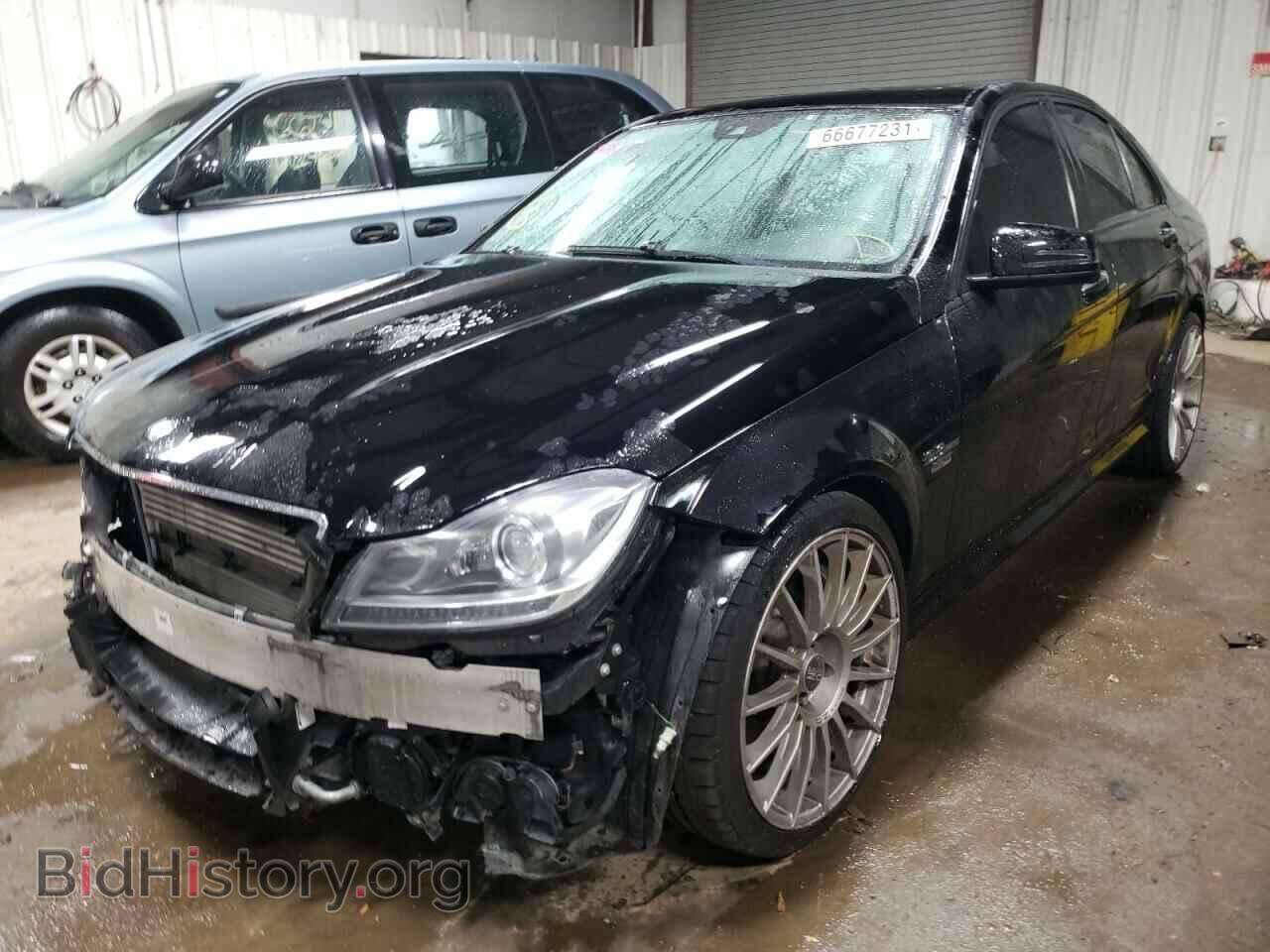 2012 MERCEDES-BENZ C-CLASS - VIN: WDDGF7HB3CA610765 - Фото 2