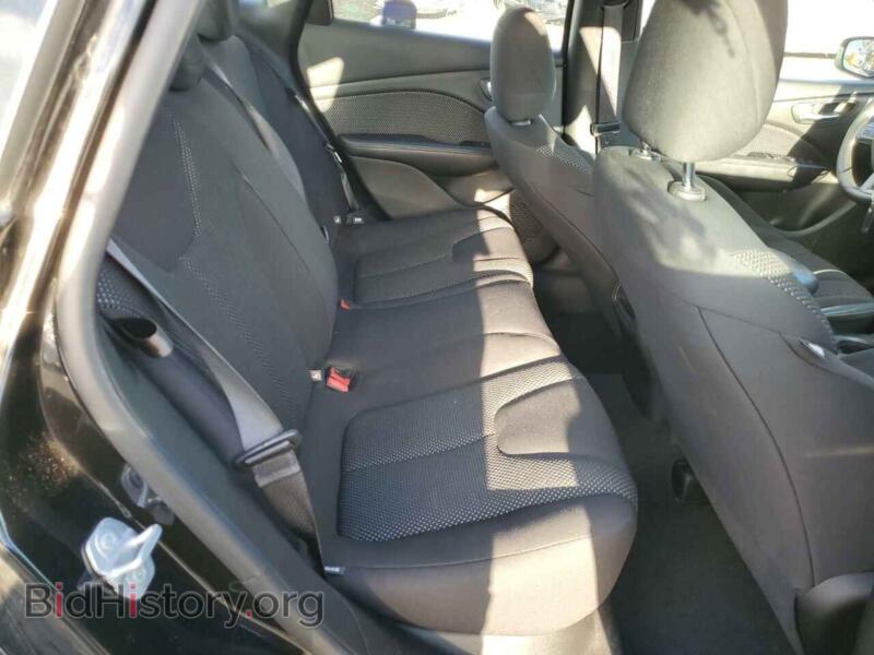 2016 Dodge DART (VIN 1C3CDFAA4GD750732) — фото 6 из 10