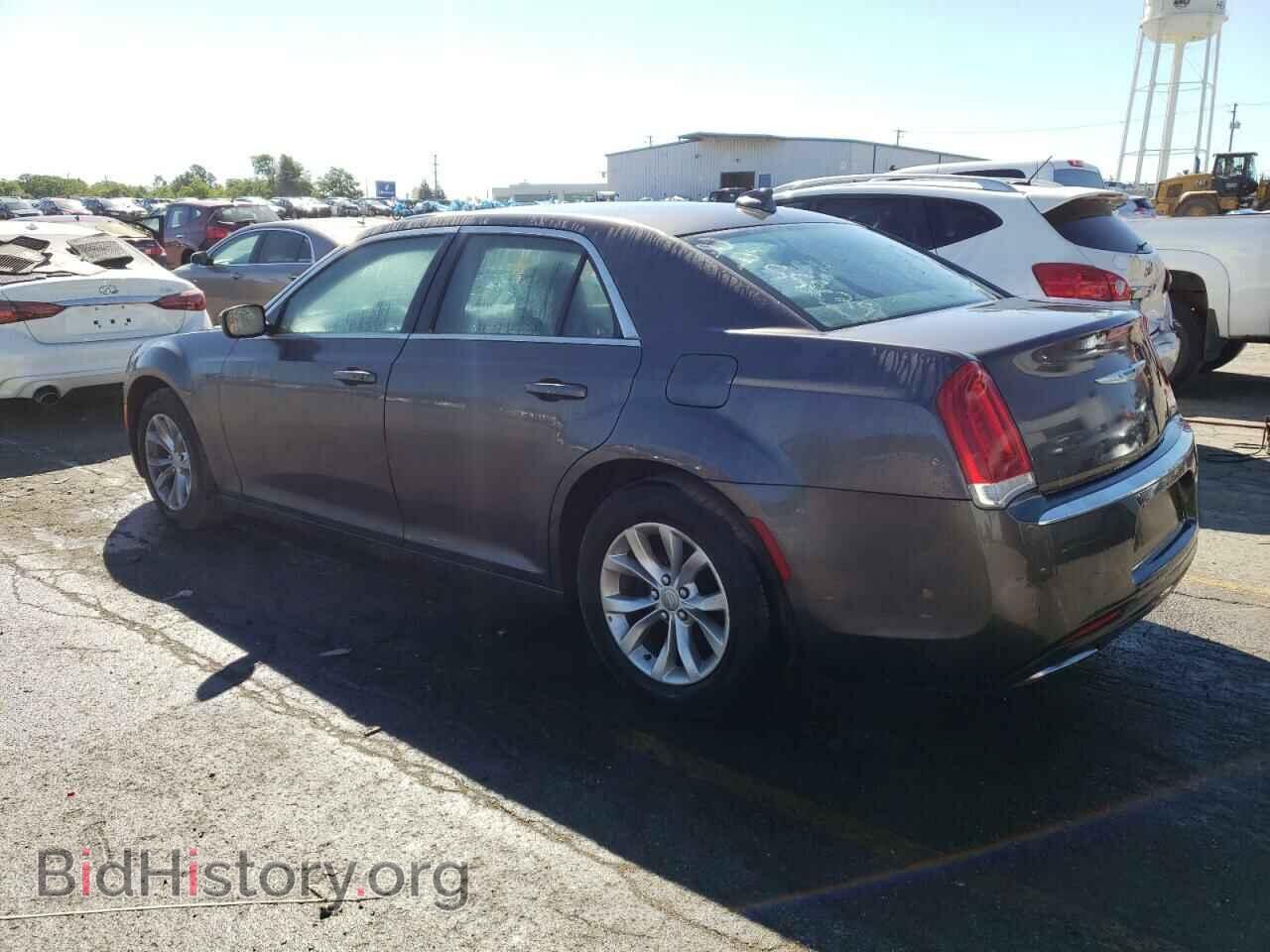 2015 CHRYSLER 300 - VIN: 2C3CCAAG1FH808260 - Фото 2