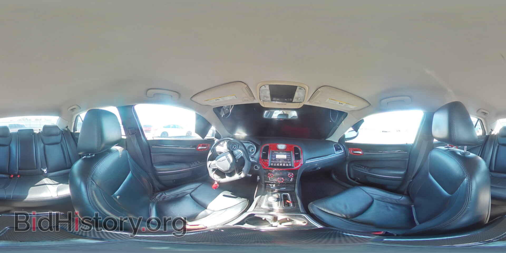 2016 CHRYSLER 300 - VIN: 2C3CCAAG3GH206736 - Фото 14