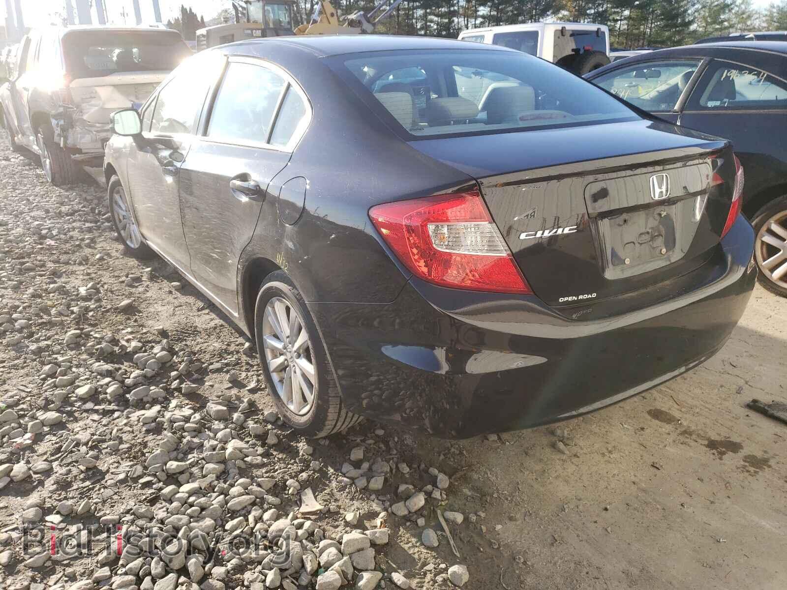 2012 HONDA CIVIC - VIN: 19XFB2F81CE339746 - Фото 3