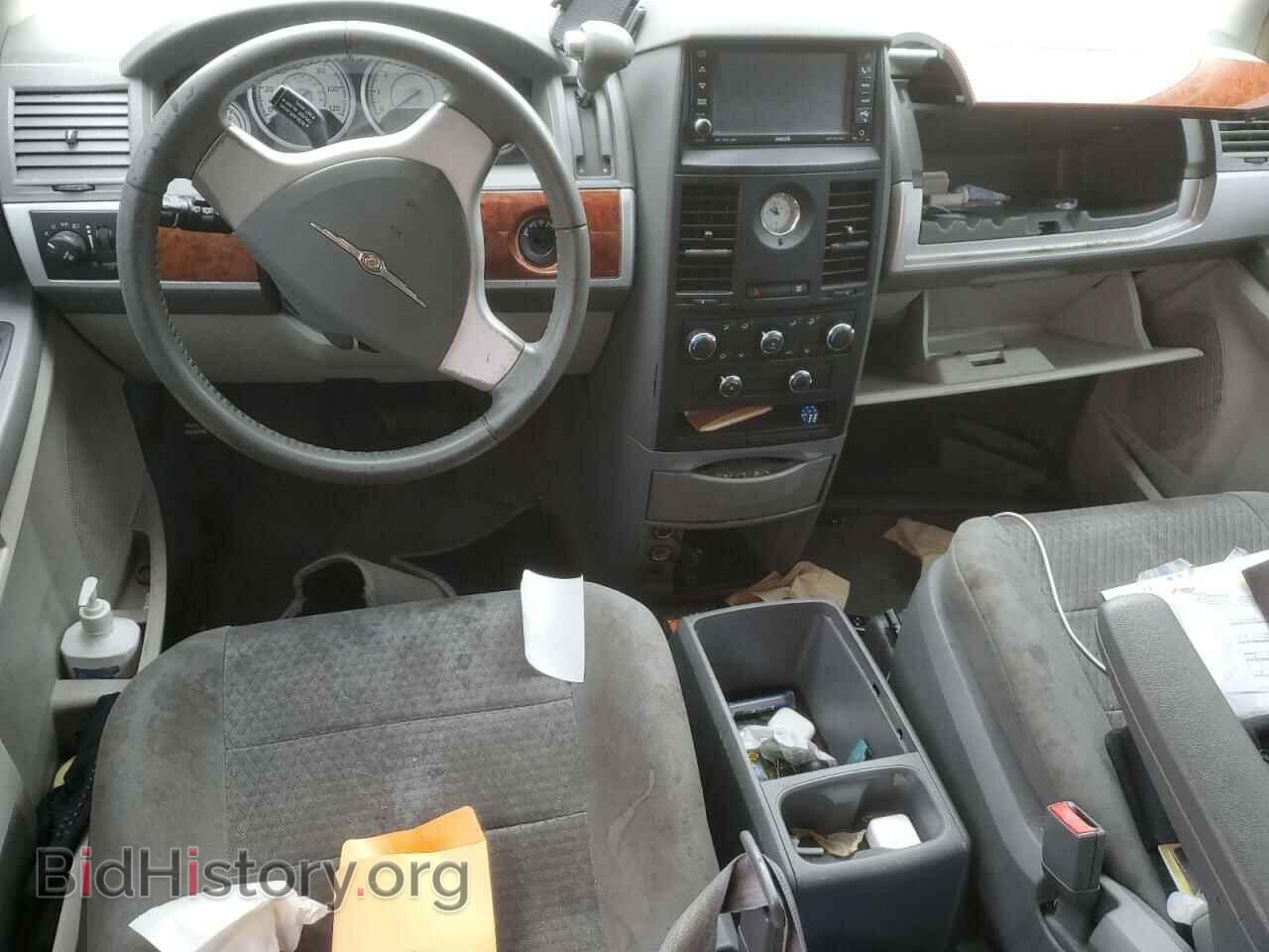 2008 CHRYSLER MINIVAN - VIN: 2A8HR54P38R840636 - Фото 8