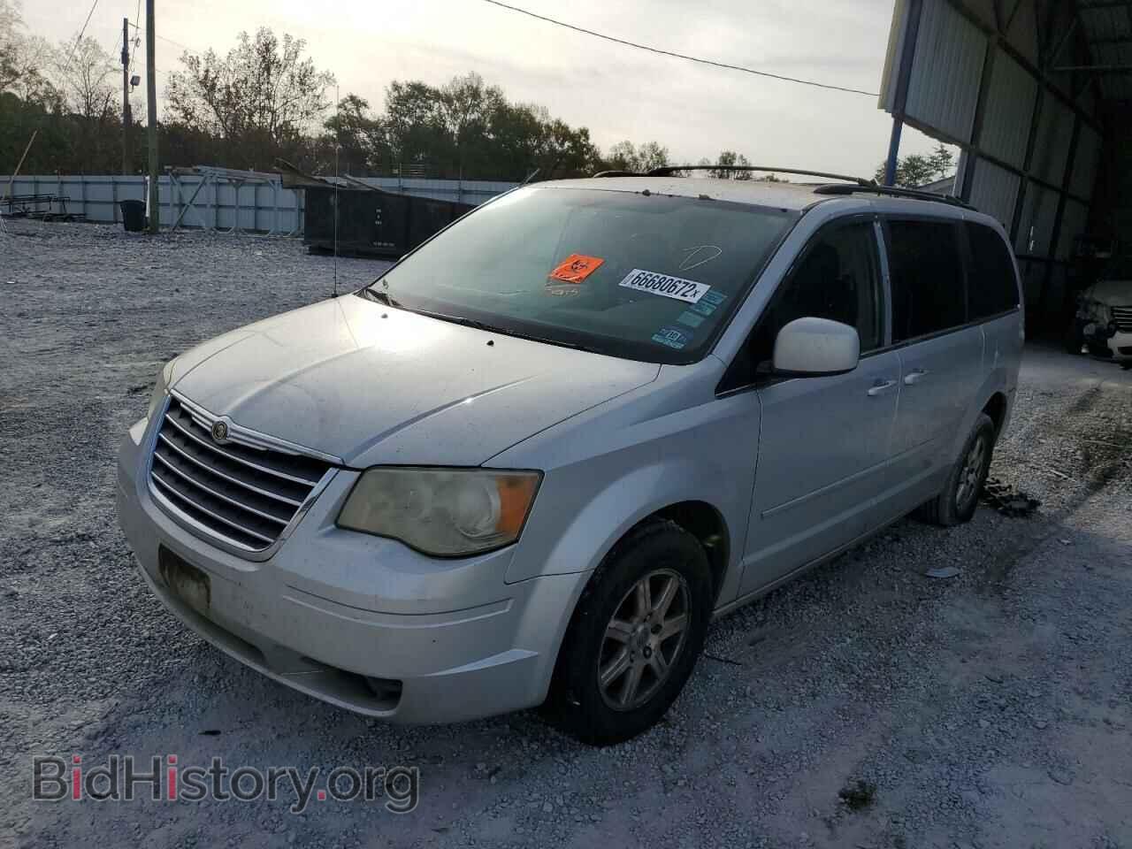 2008 CHRYSLER MINIVAN - VIN: 2A8HR54P88R123682 - Фото 2