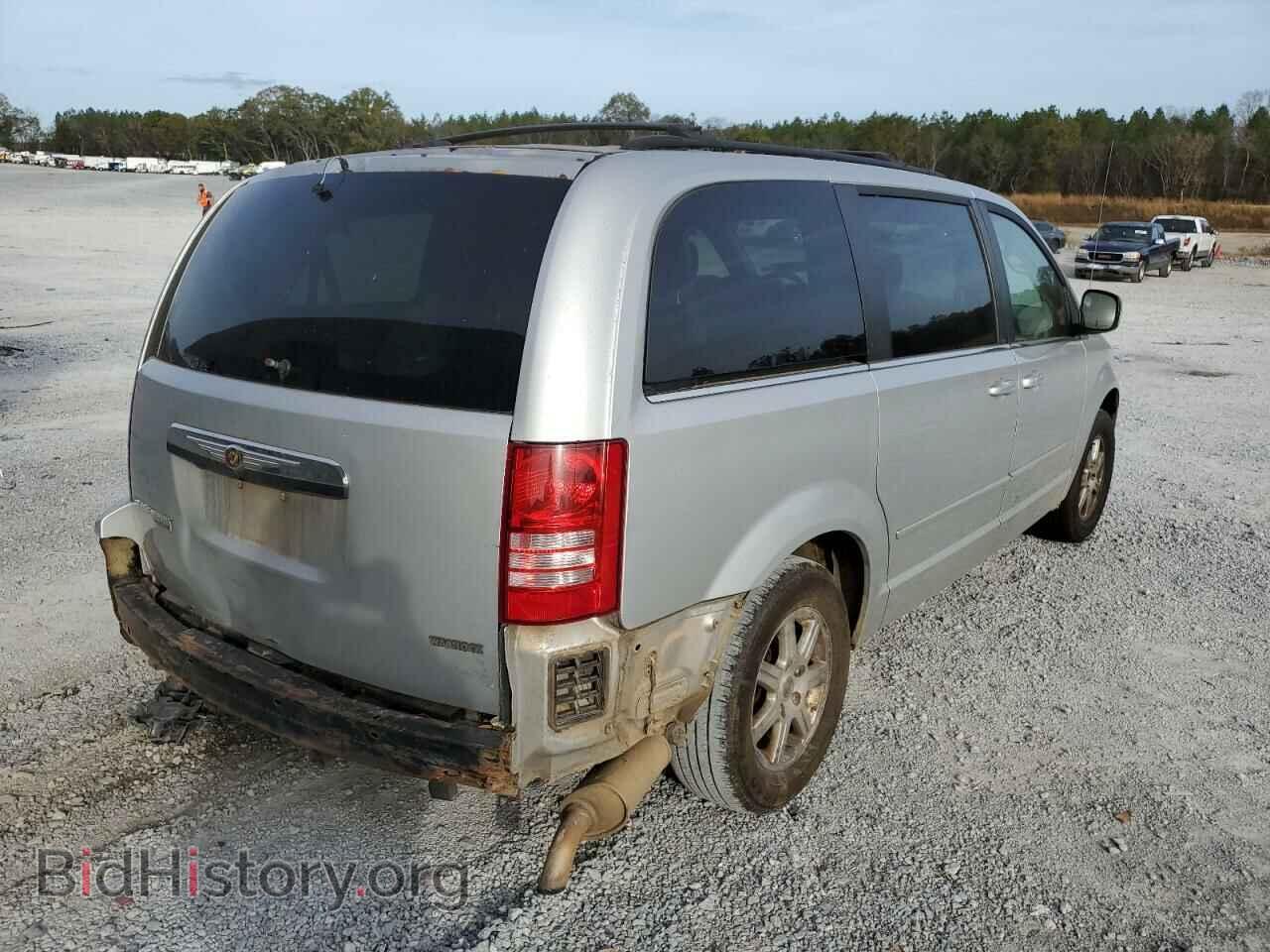 2008 CHRYSLER MINIVAN - VIN: 2A8HR54P88R123682 - Фото 4