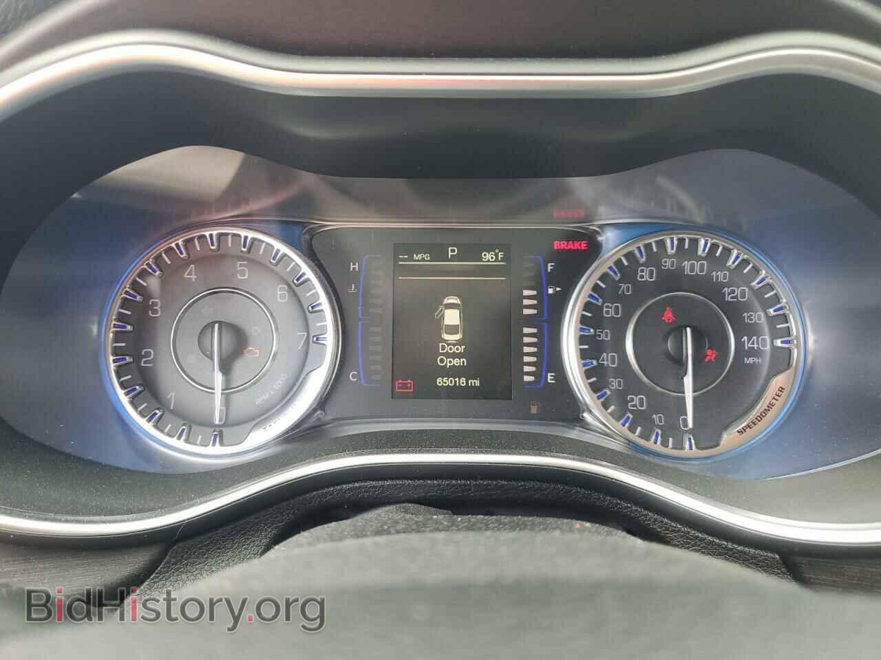 2016 CHRYSLER 200 - VIN: 1C3CCCFB5GN182794 - Фото 9