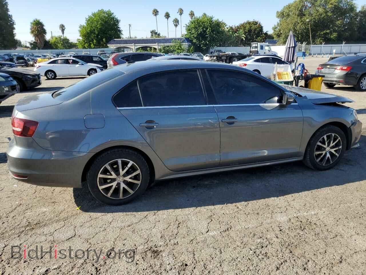 2017 VOLKSWAGEN JETTA - VIN: 3VWDB7AJ8HM411955 - Фото 3