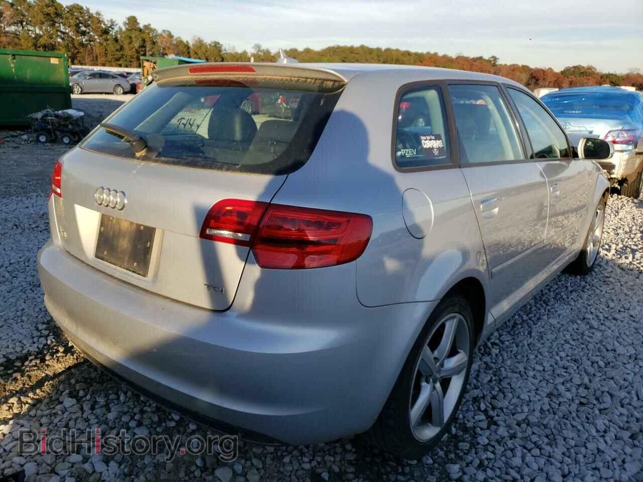 2013 AUDI A3 - VIN: WAUKJAFM7DA033029 - Фото 4