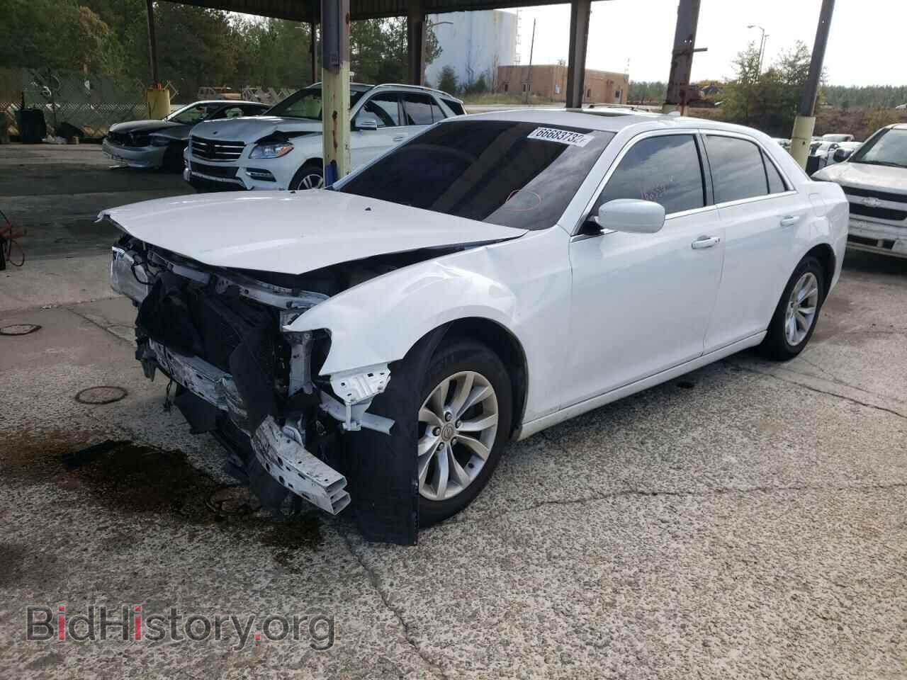 2016 CHRYSLER 300 - VIN: 2C3CCAAG8GH268438 - Фото 2