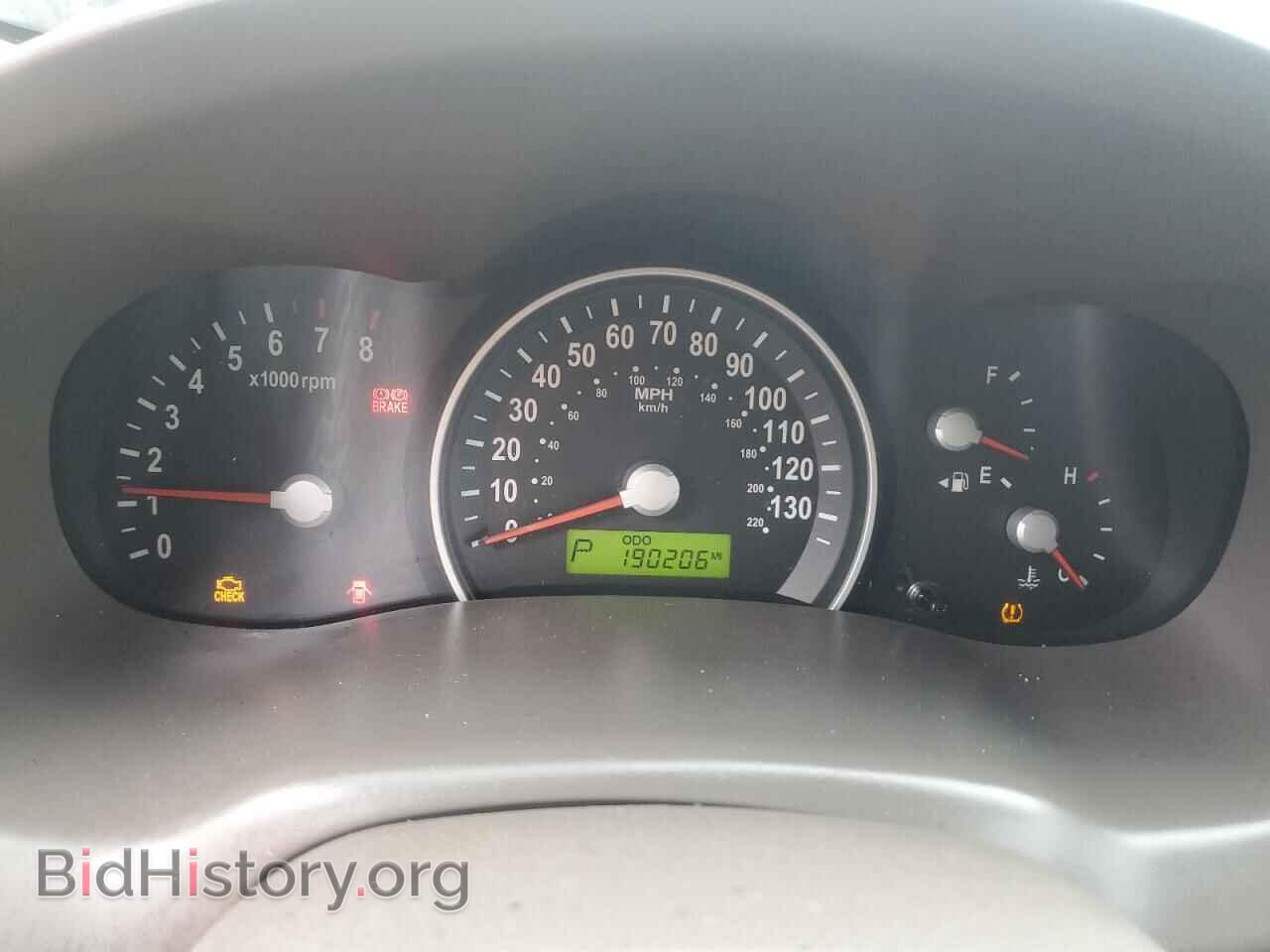 2009 KIA All Models - VIN: KNDMB233096308843 - Фото 9
