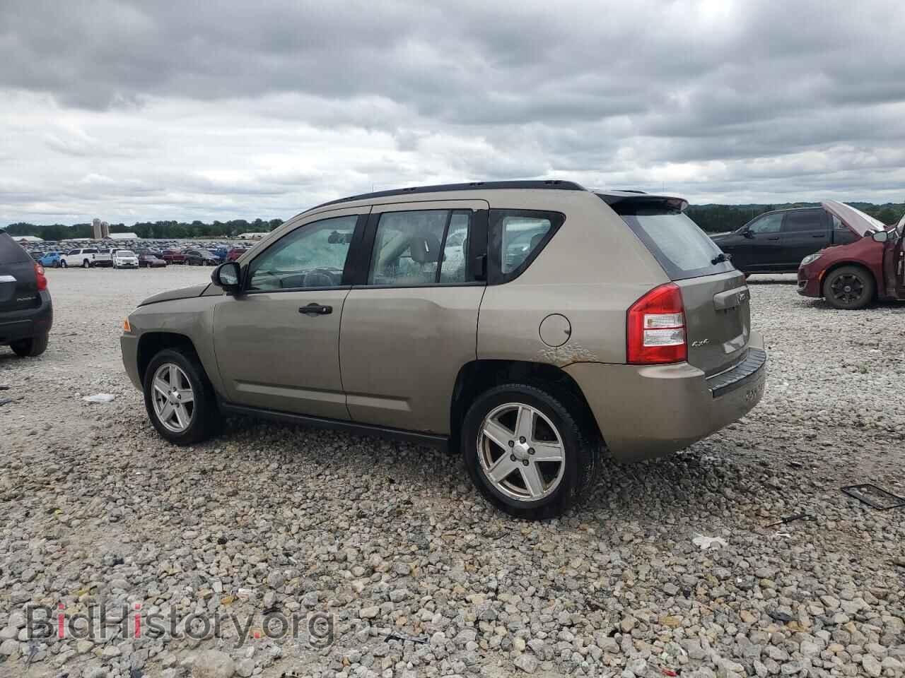 2007 JEEP COMPASS - VIN: 1J8FF47W07D188556 - Photo 2
