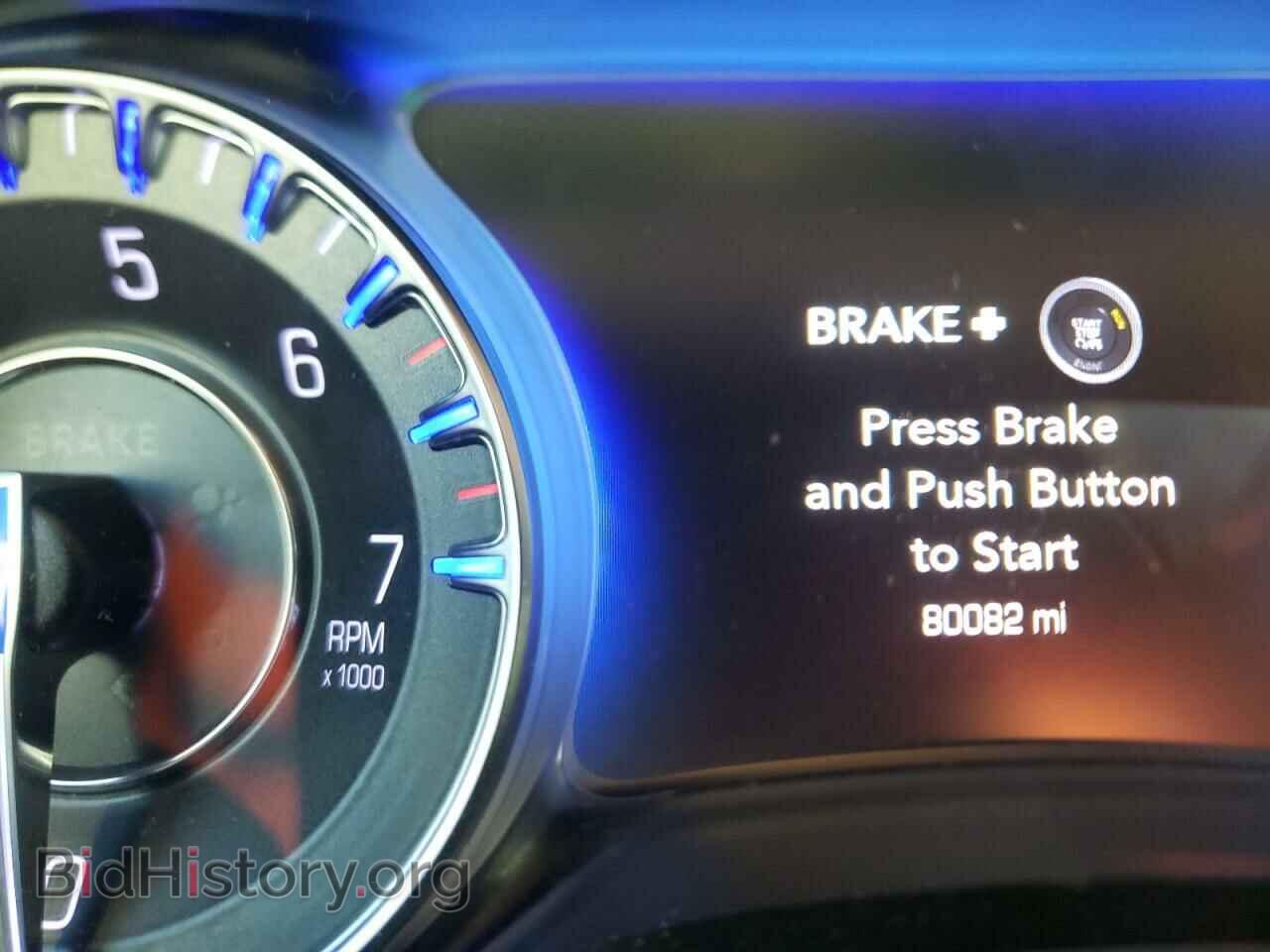2016 CHRYSLER 300 - VIN: 2C3CCAAG4GH212545 - Фото 8