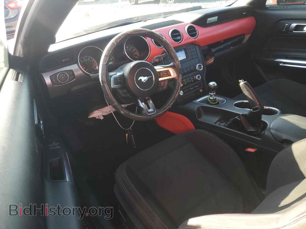 2019 FORD MUSTANG - VIN: 1FA6P8CF2K5129518 - Фото 8