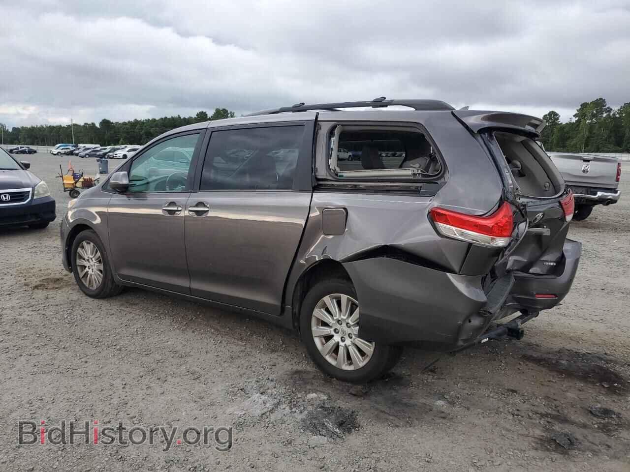 2012 TOYOTA All Models - VIN: 5TDYK3DCXCS224834 - Фото 2