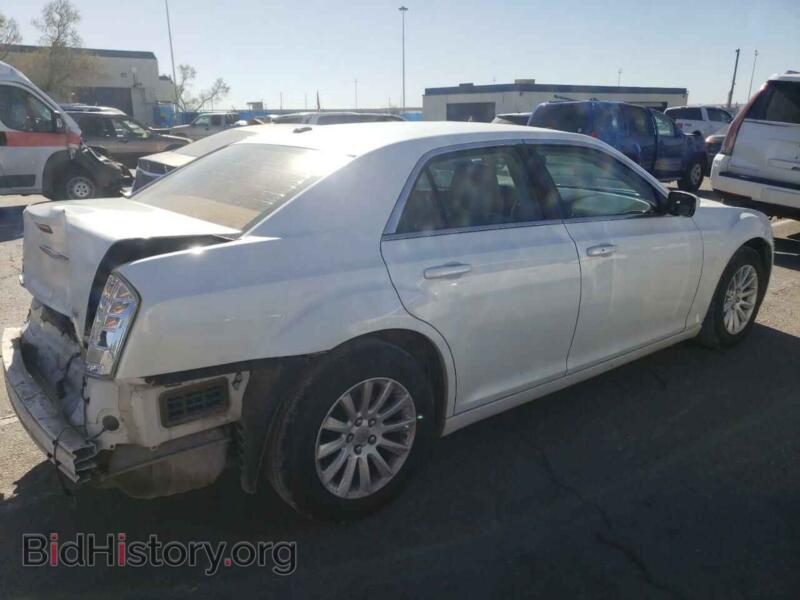 2014 Chrysler 300 (VIN 2C3CCAAG4EH260110) — фото 3 из 13