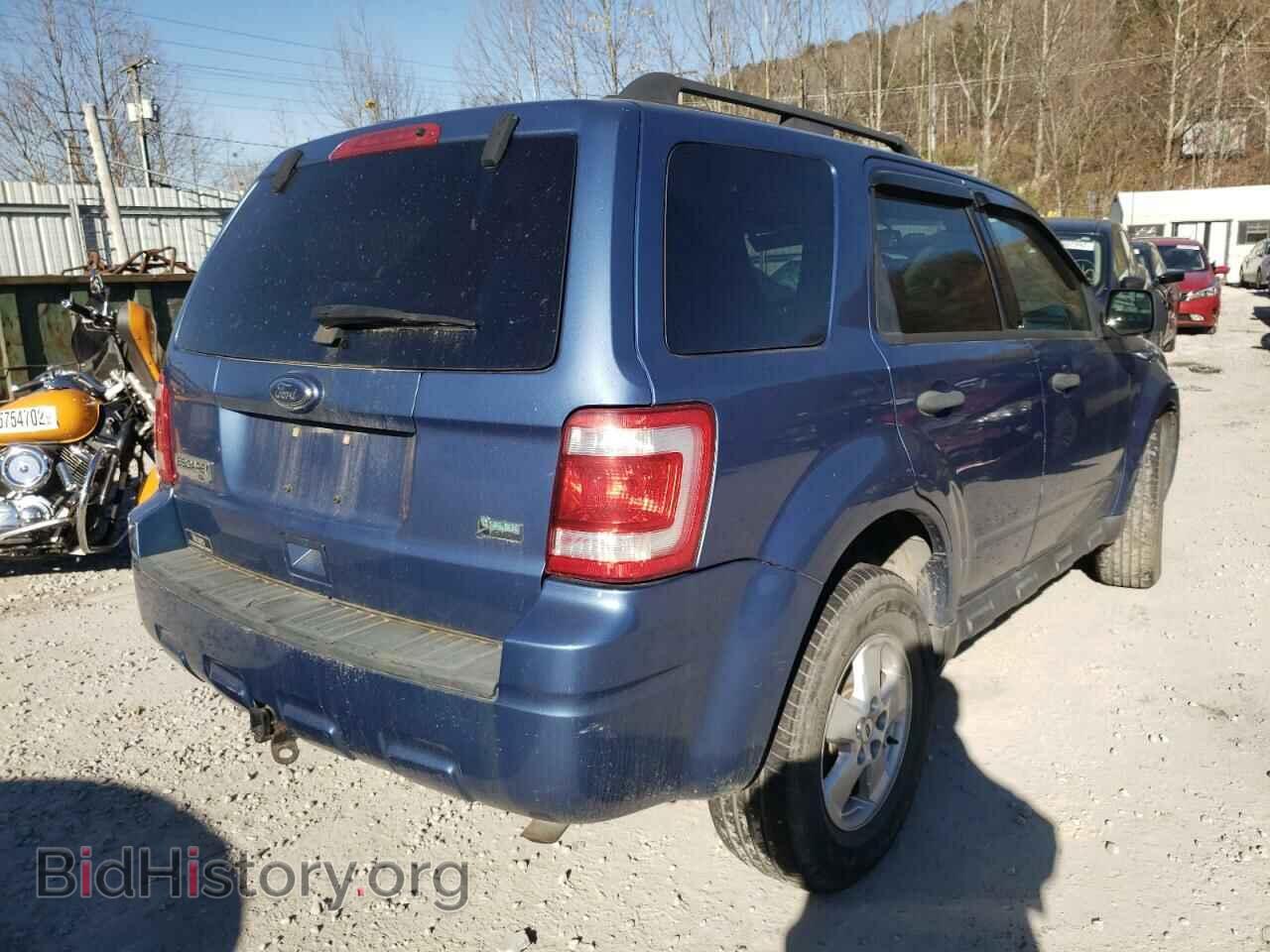 2010 FORD ESCAPE - VIN: 1FMCU9DG1AKD05666 - Фото 4