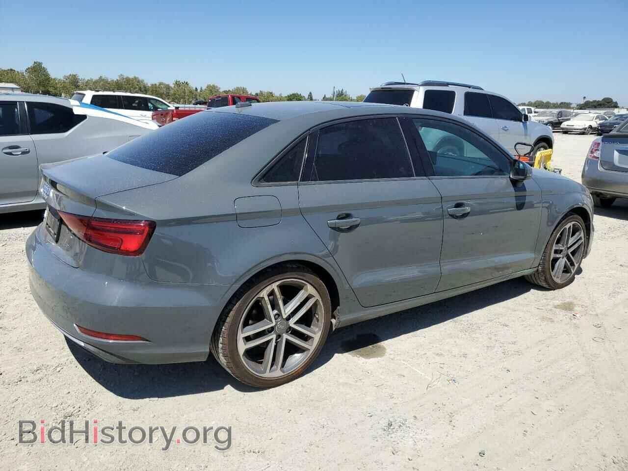 2017 AUDI A3 - VIN: WAUAUGFF8H1033523 - Фото 3