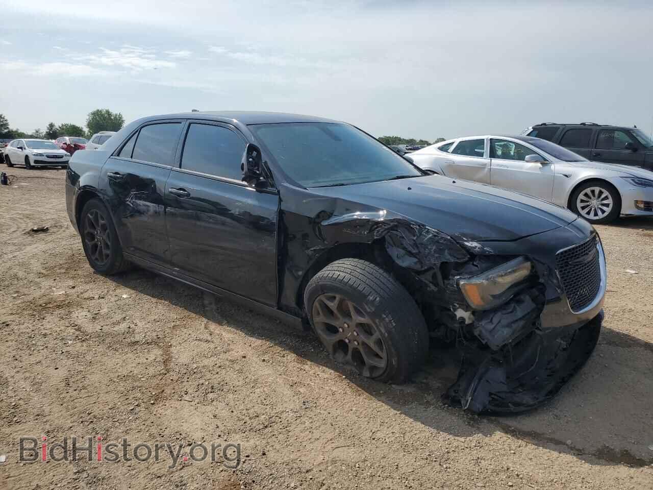2016 CHRYSLER 300 - VIN: 2C3CCAGG7GH262136 - Photo 4