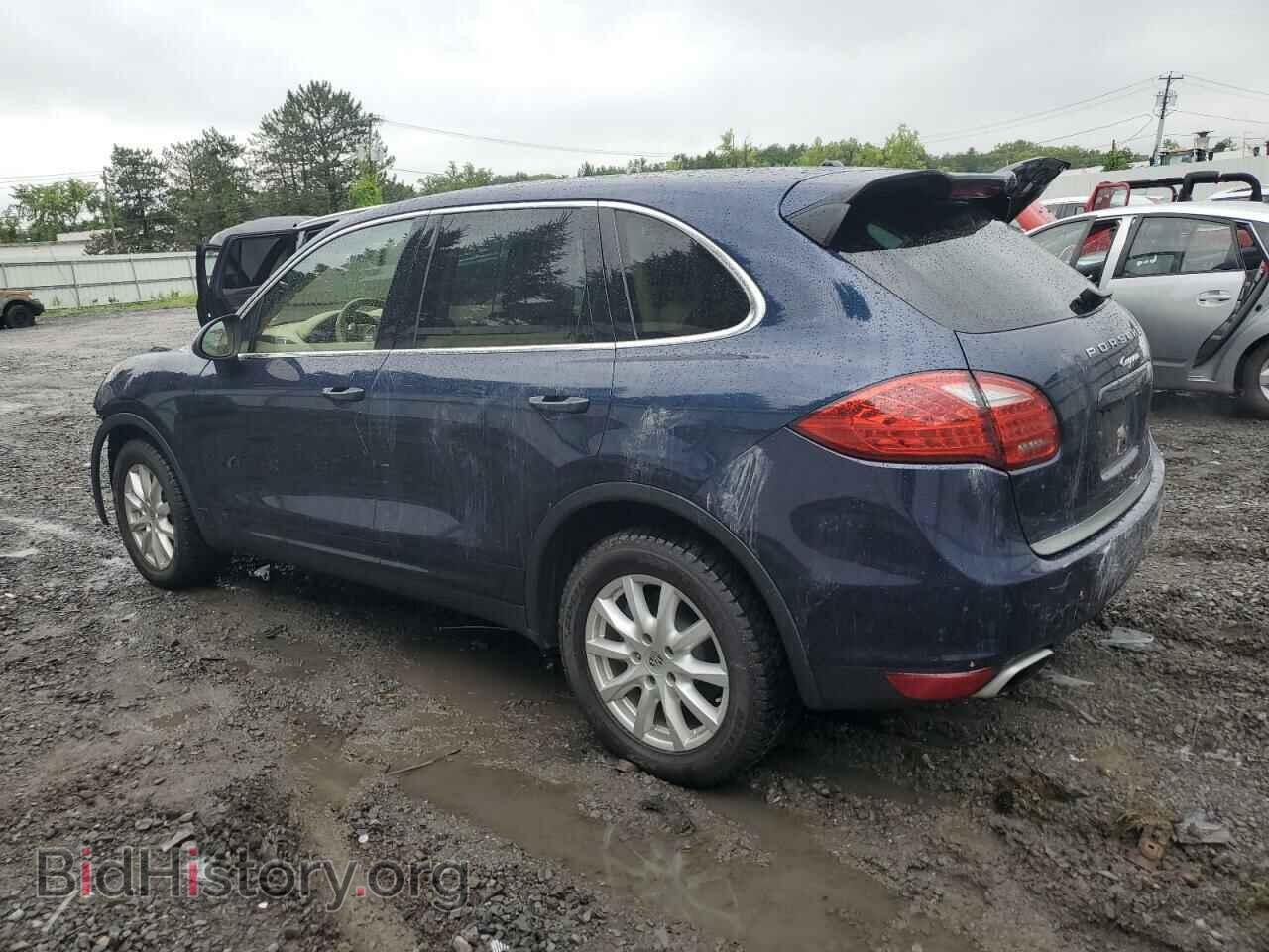 2013 PORSCHE CAYENNE - VIN: WP1AA2A28DLA06242 - Photo 2