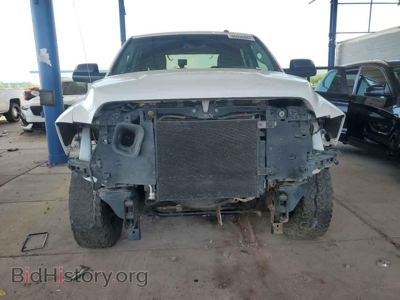 2017 RAM All Models - VIN: 3C6UR4CL4HG536615 - Фото 5