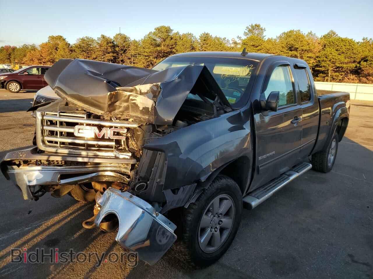 2011 GMC SIERRA - VIN: 1GTR2WE38BZ233663 - Фото 2