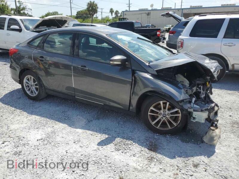 2017 Ford FOCUS (VIN 1FADP3F29HL242096) — photo 4 of 12